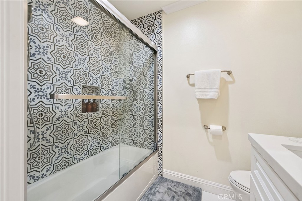 2104 Crenshaw Boulevard Property Photo 23