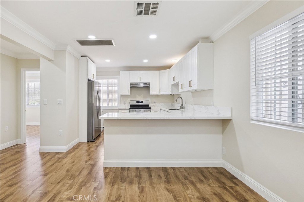 2104 Crenshaw Boulevard Property Photo 36