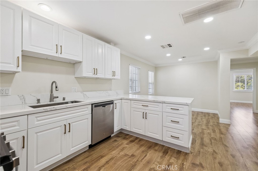 2104 Crenshaw Boulevard Property Photo 40