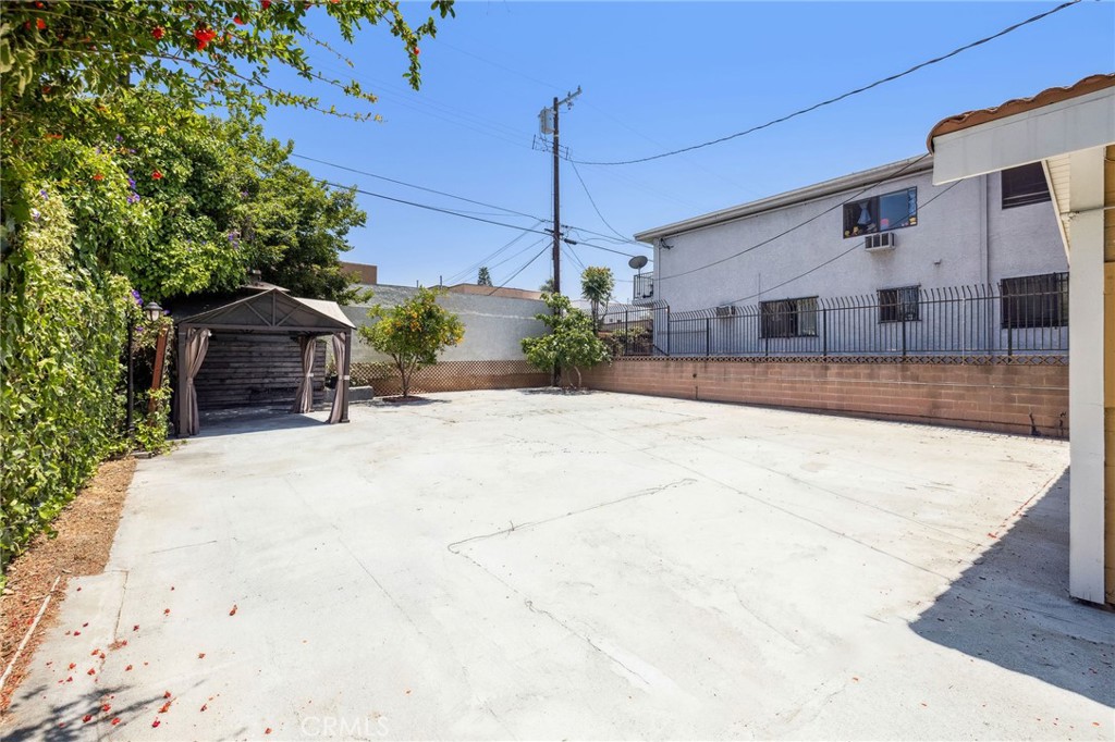 2104 Crenshaw Boulevard Property Photo 54