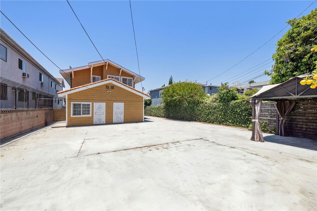 2104 Crenshaw Boulevard Property Photo 56
