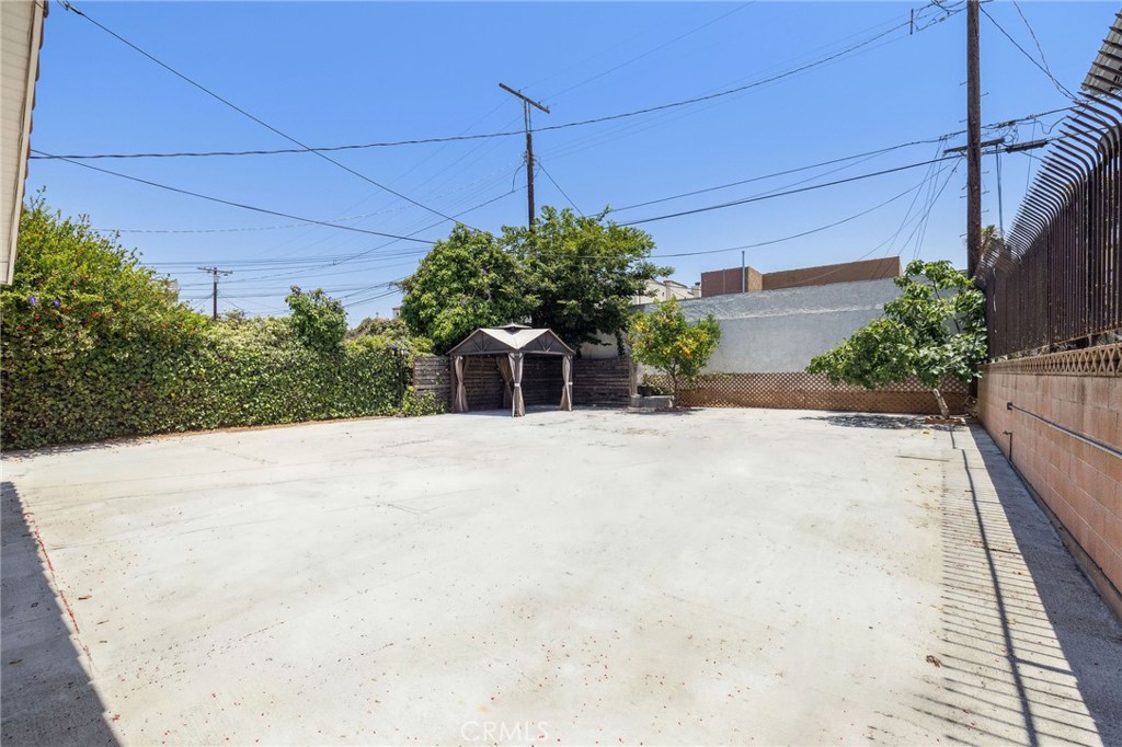 2104 Crenshaw Boulevard Property Photo 57