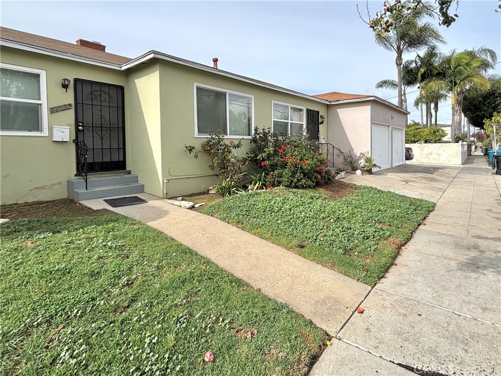 11533 Truro Property Photo 3