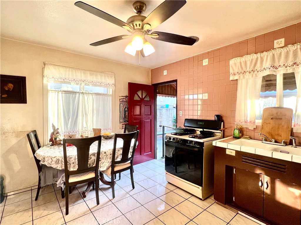 5941 Stanton Property Photo 4