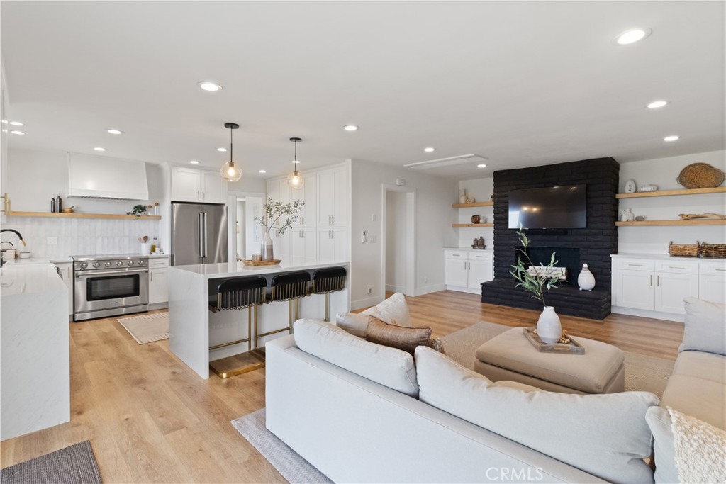 28829 Crestridge Property Photo 3