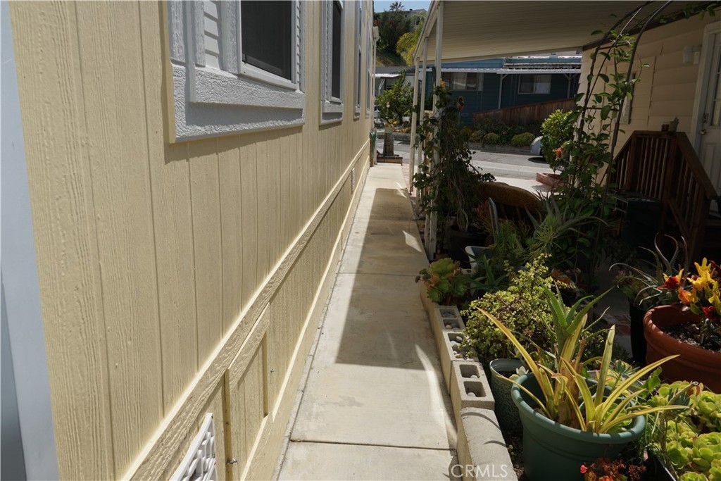 2550 Pacific Coast Hwy 111 Property Photo 13