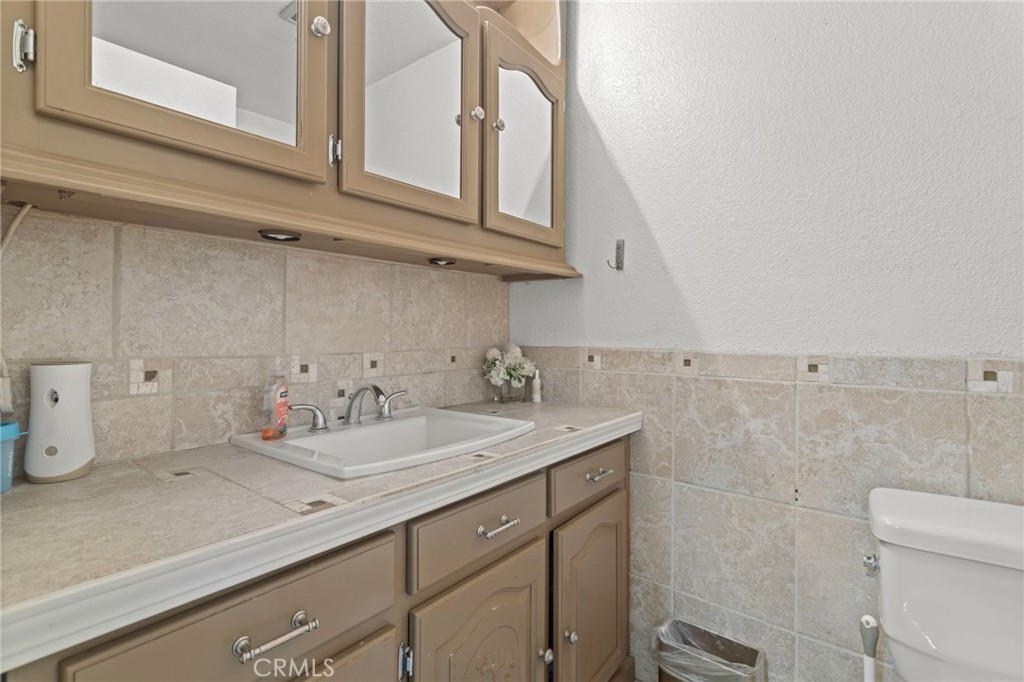 1443 Fredericks Property Photo 25