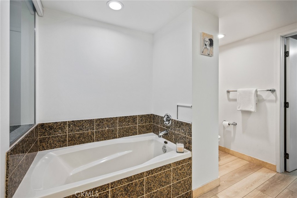 13700 Marina Pointe 611 Property Photo 25