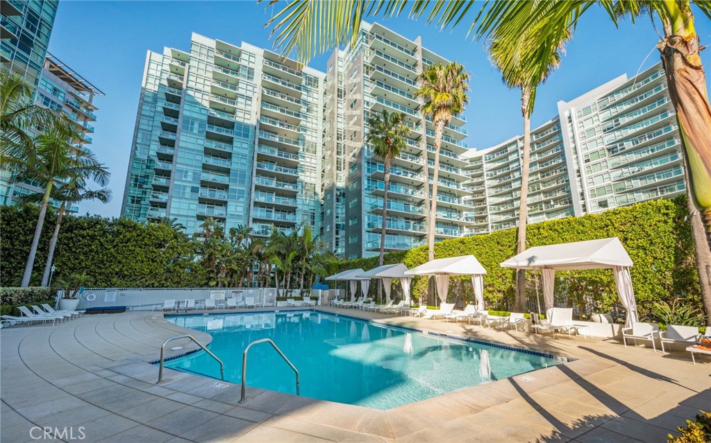 13700 Marina Pointe 611 Property Photo 40