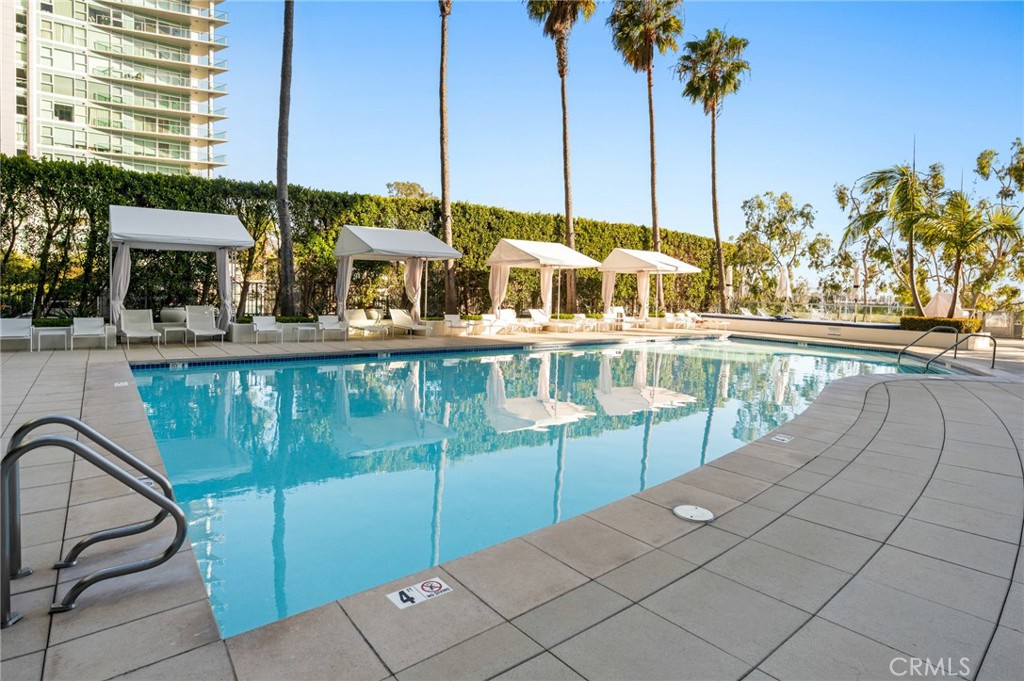 13700 Marina Pointe 611 Property Photo 42