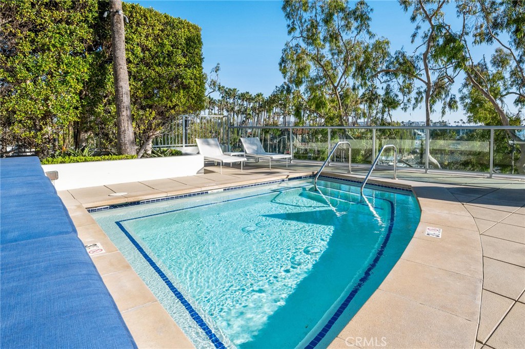 13700 Marina Pointe 611 Property Photo 43