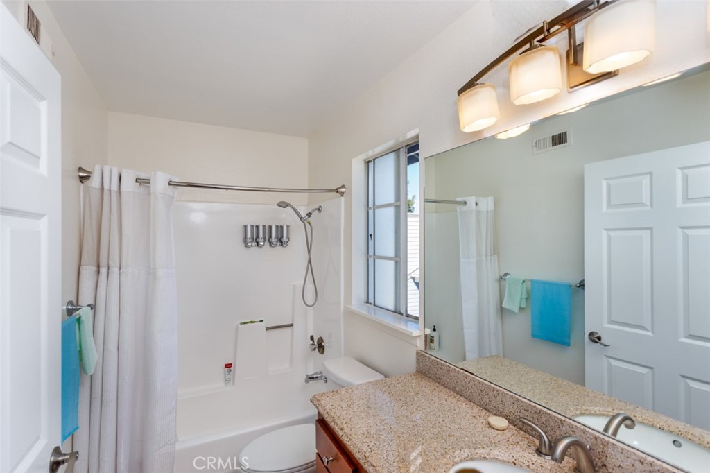 26105 Frampton Avenue C Property Photo 17
