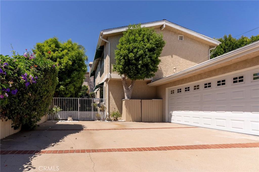 2213 Pullman Lane 1 Property Photo 1