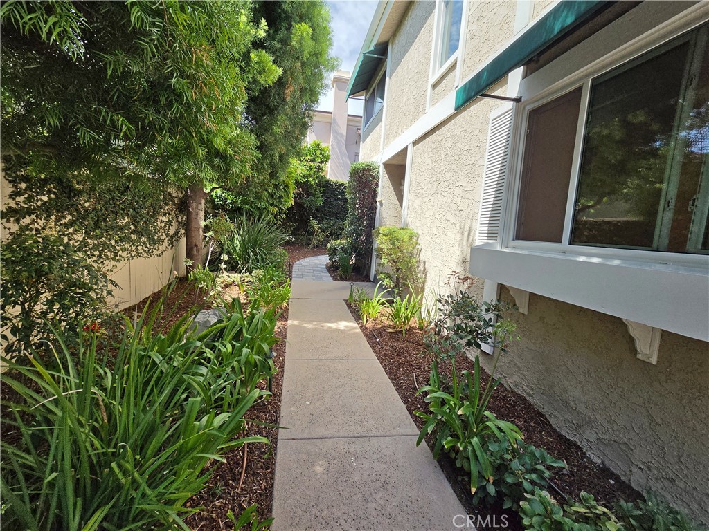2213 Pullman Lane 1 Property Photo 2