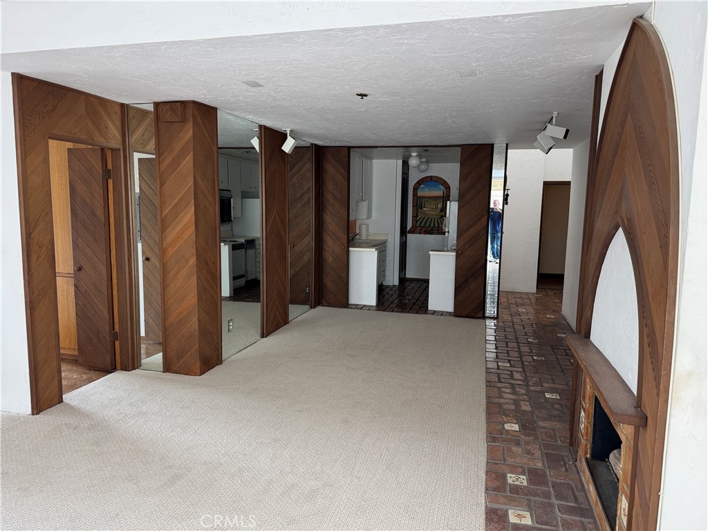 535 Esplanade 601 Property Photo 8
