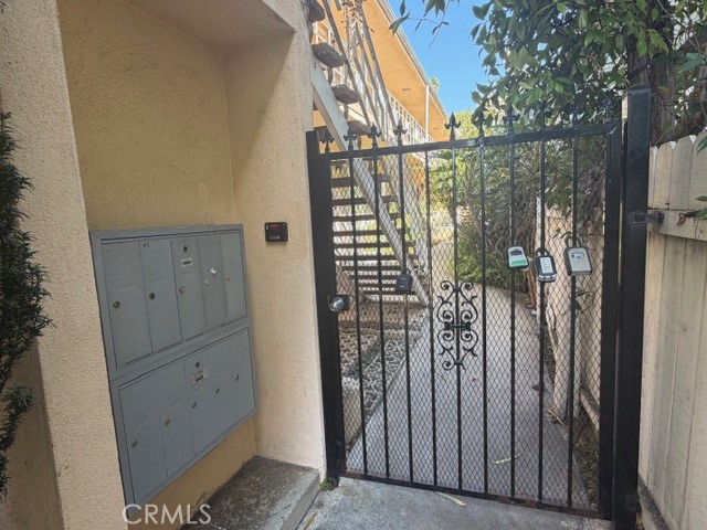 1129 Lincoln Boulevard Property Photo 2