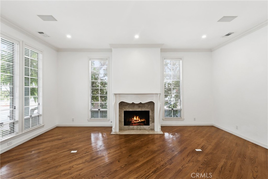 500 3rd Property Photo 4