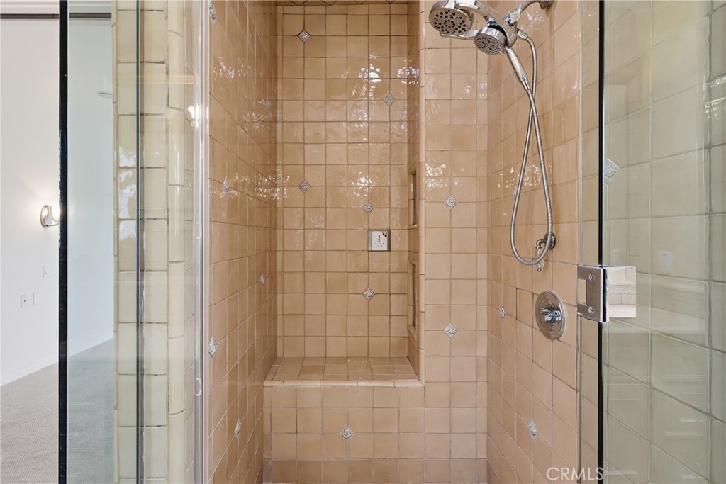 500 3rd Property Photo 14