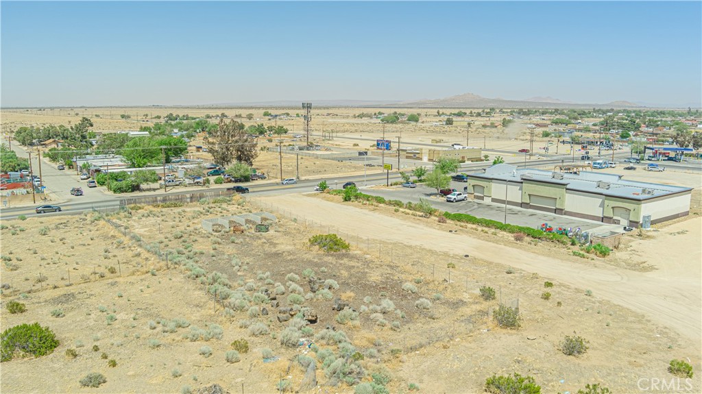 90 Palmdale Blvd Property Photo 3