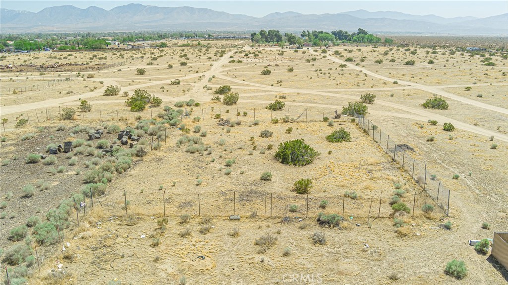 90 Palmdale Blvd Property Photo 16
