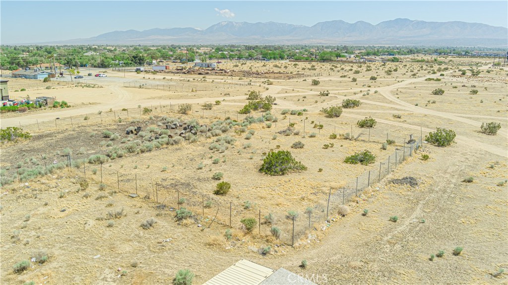 90 Palmdale Blvd Property Photo 17