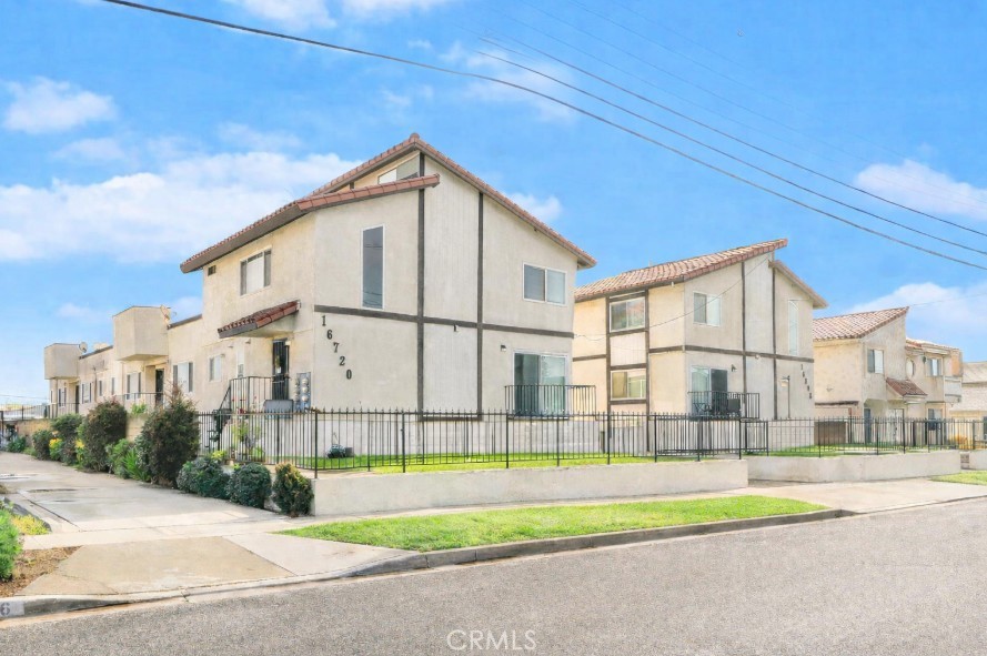 16720 S Dalton Ave Property Photo 4