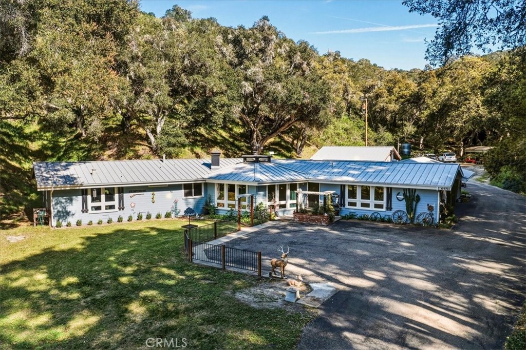 6645 Fern Canyon Rd Property Photo