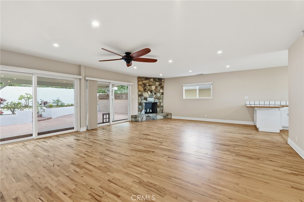 4070 Bluff Street Property Photo 6