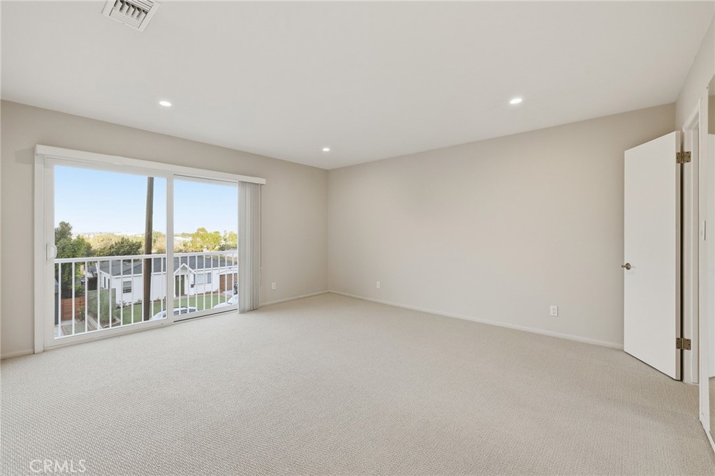 4070 Bluff Street Property Photo 17