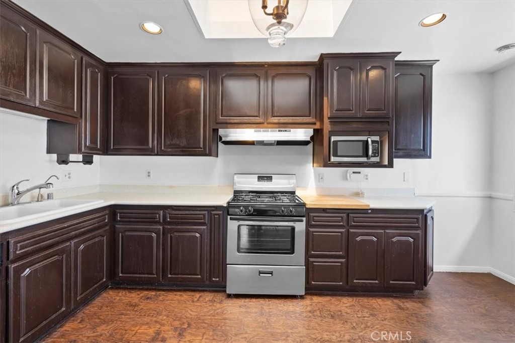 25427 Belle Porte Property Photo 4