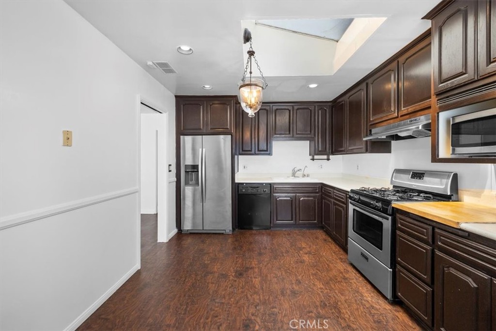 25427 Belle Porte Property Photo 7