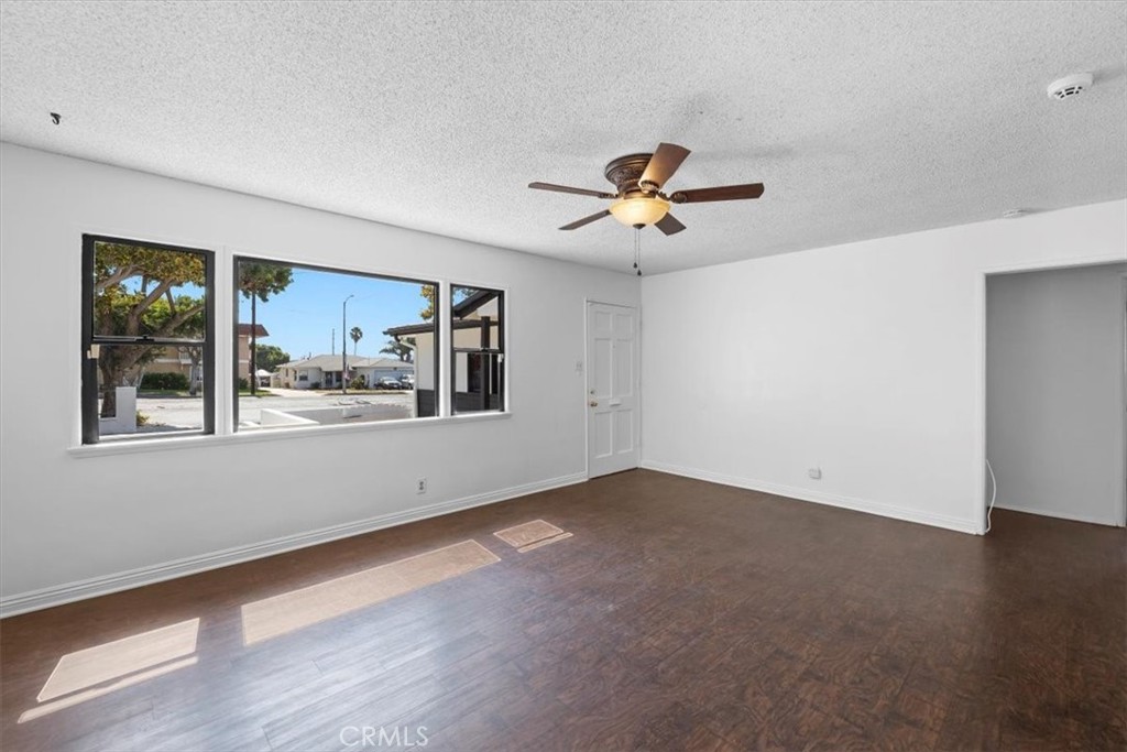 25427 Belle Porte Property Photo 10
