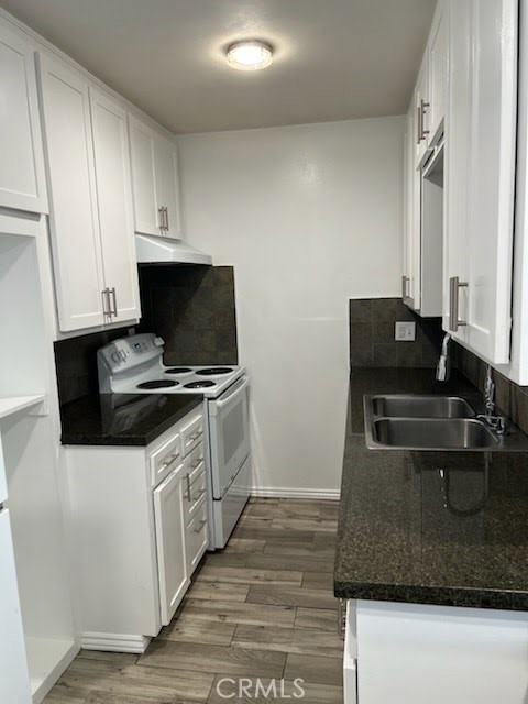 1040 Cedar Property Photo 22