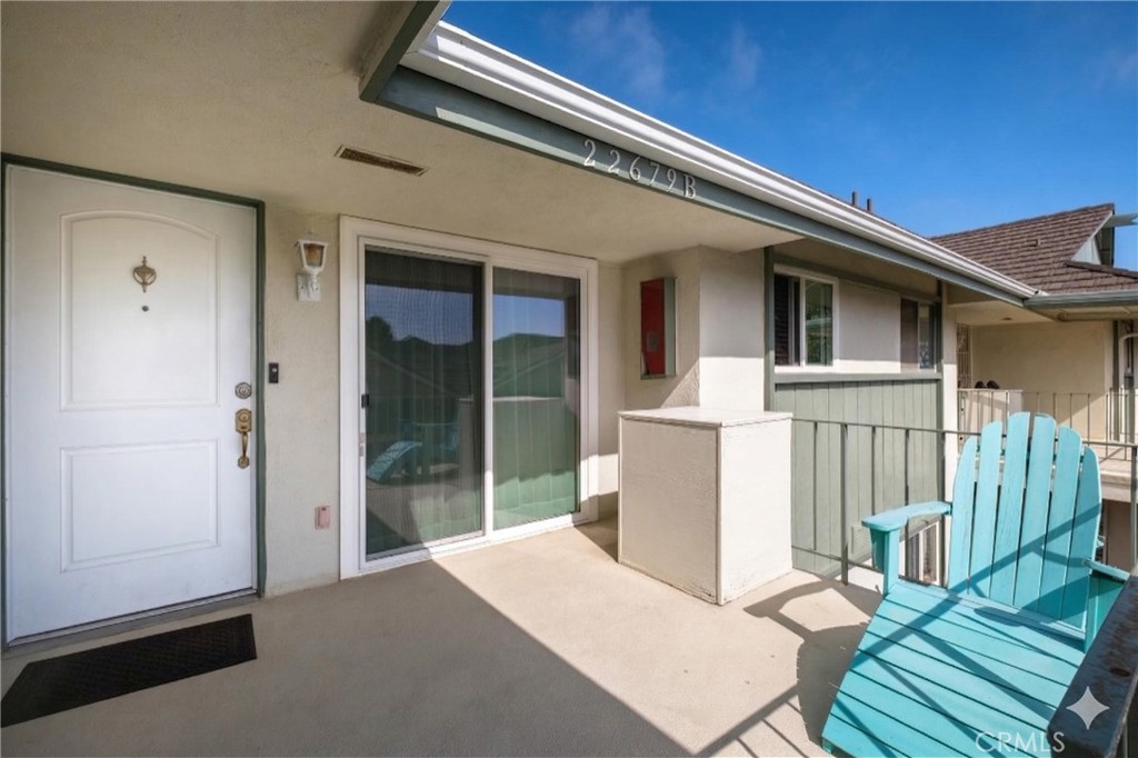 22679 Nadine Circle B Property Photo 5