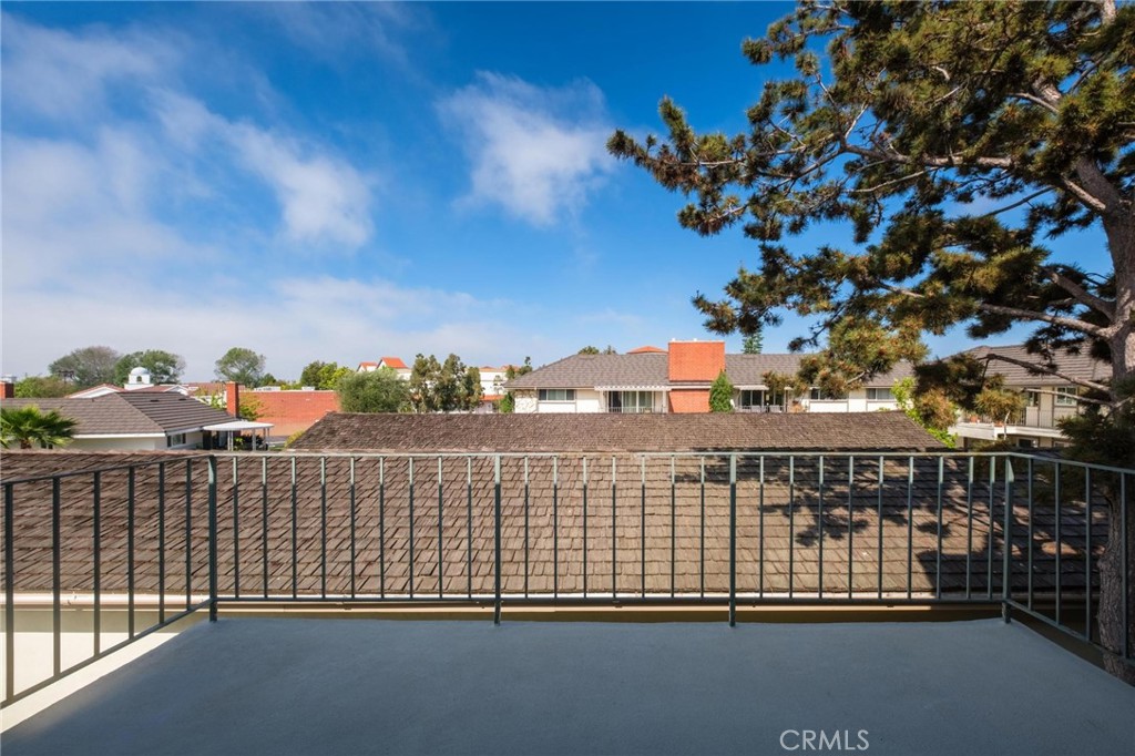 22679 Nadine Circle B Property Photo 11