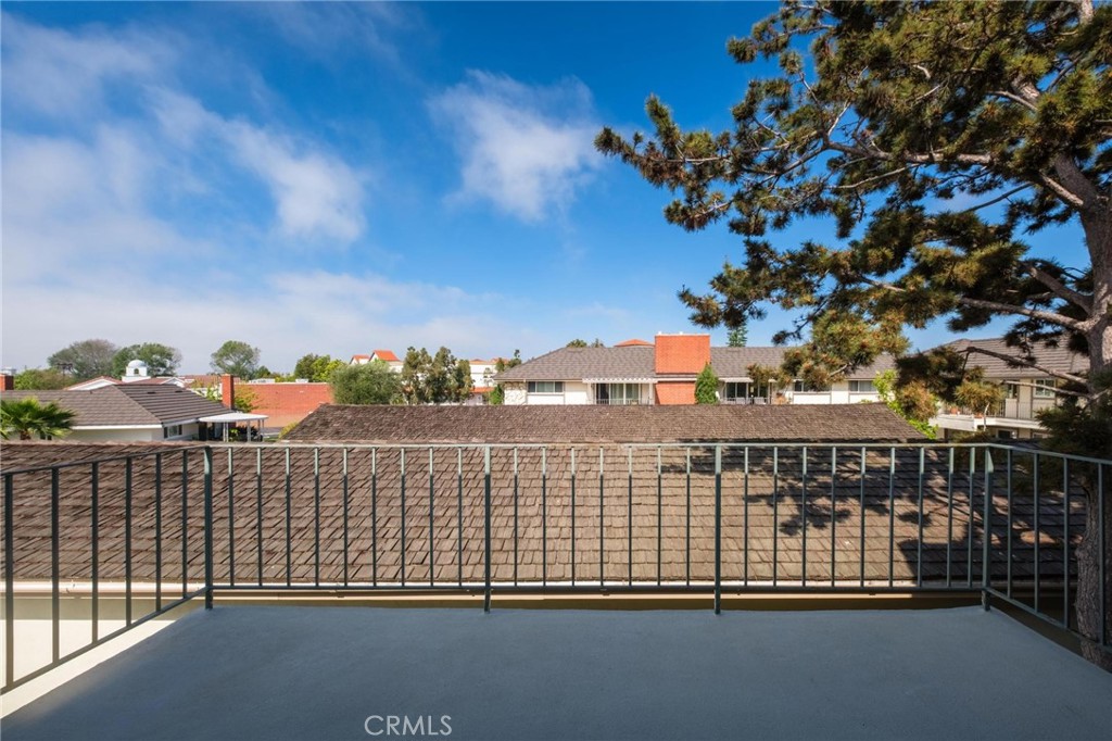 22679 Nadine Circle B Property Photo 11