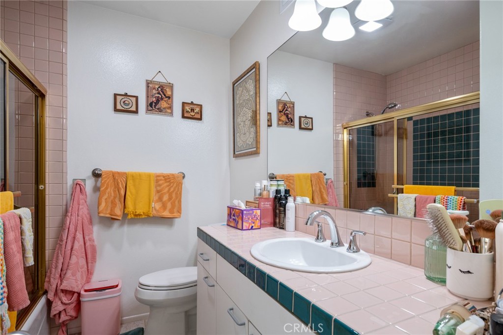 867 Aubrey Court 3 Property Photo 19