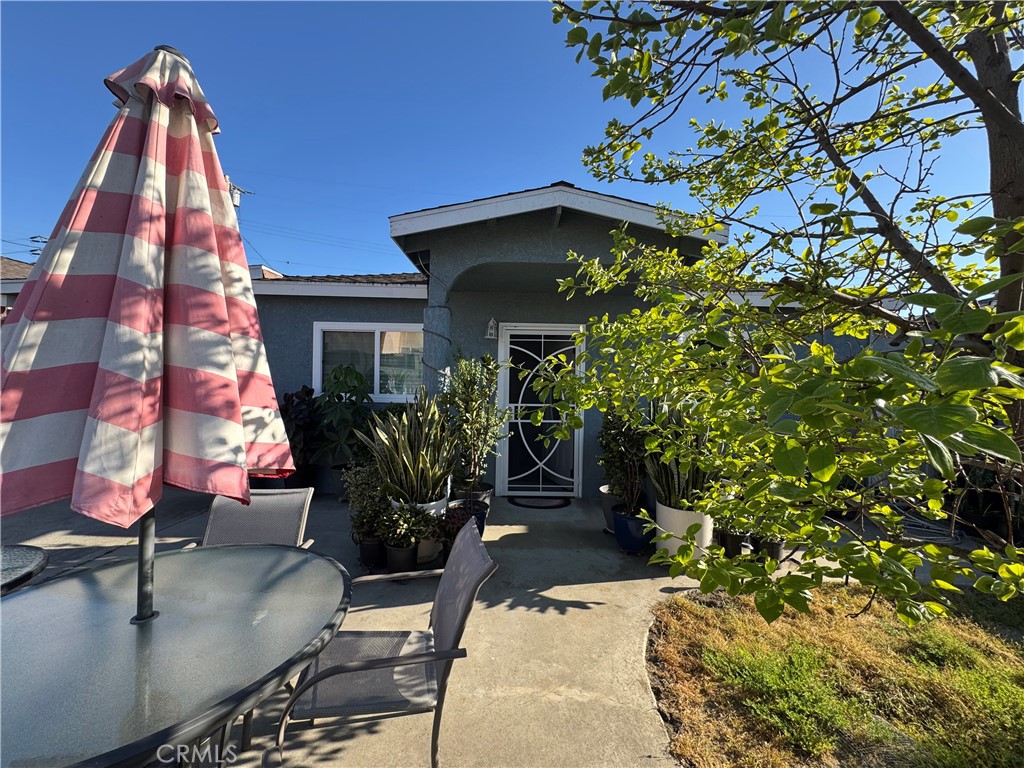 1454 E 215th Street Property Photo 1