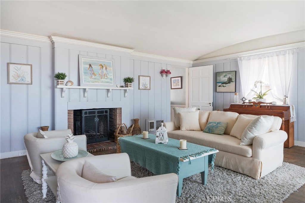 1818 The Strand 1 Property Photo 14