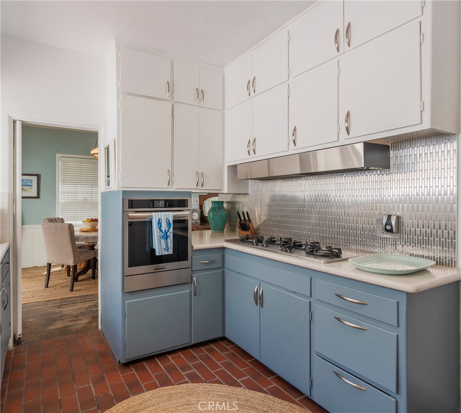 1818 The Strand 1 Property Photo 27