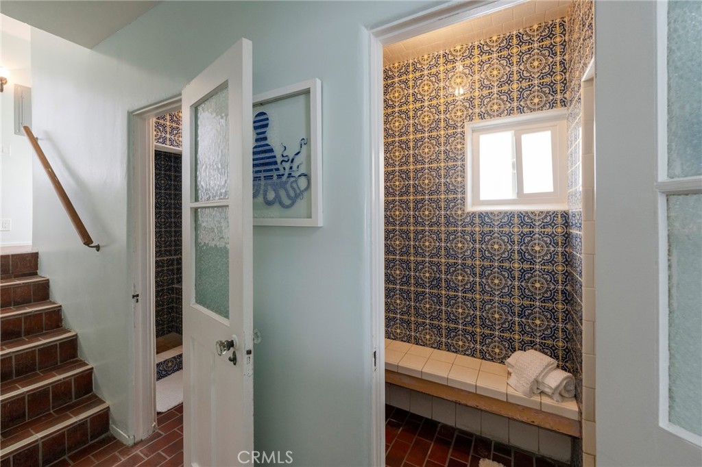 1818 The Strand 1 Property Photo 32