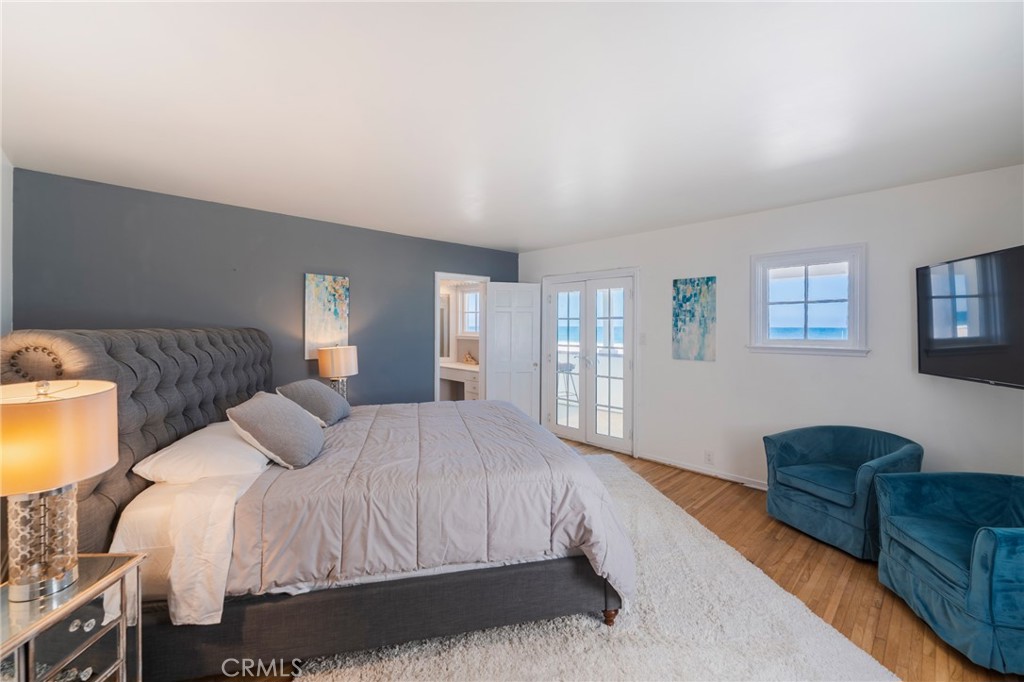 1818 The Strand 1 Property Photo 41
