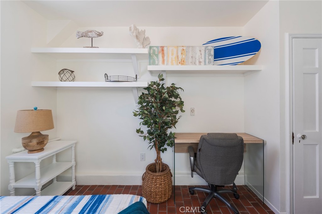 1818 The Strand 1 Property Photo 45