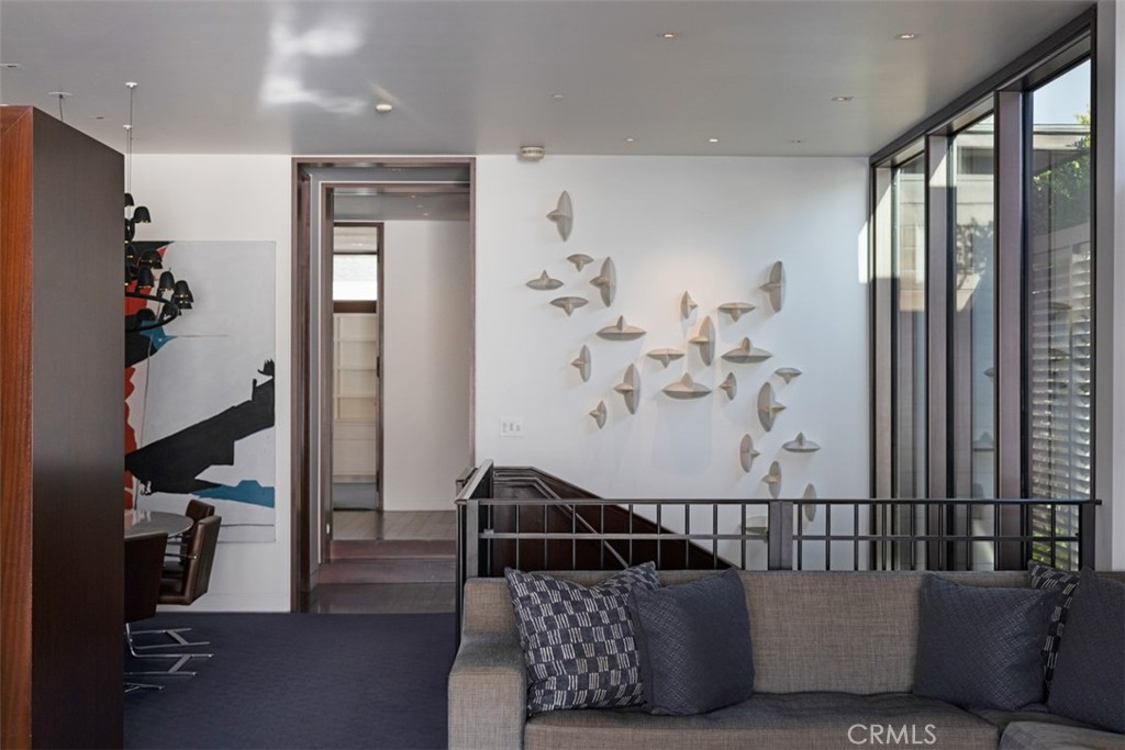 3216 The Strand Property Photo 21