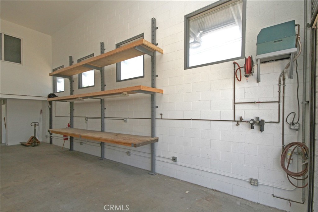 25208 Broadwell Avenue A Property Photo 5