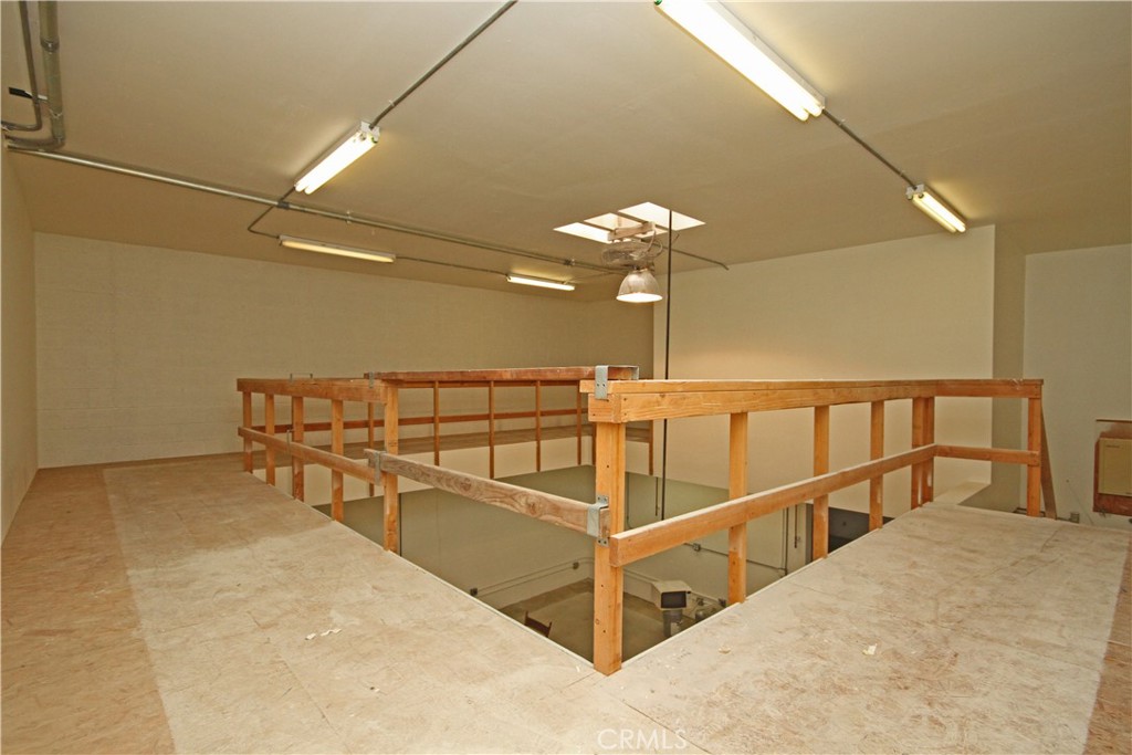25208 Broadwell Avenue A Property Photo 8