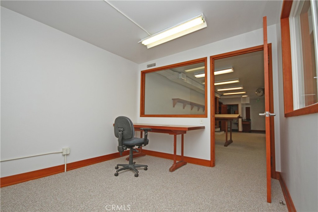 25208 Broadwell Avenue A Property Photo 13