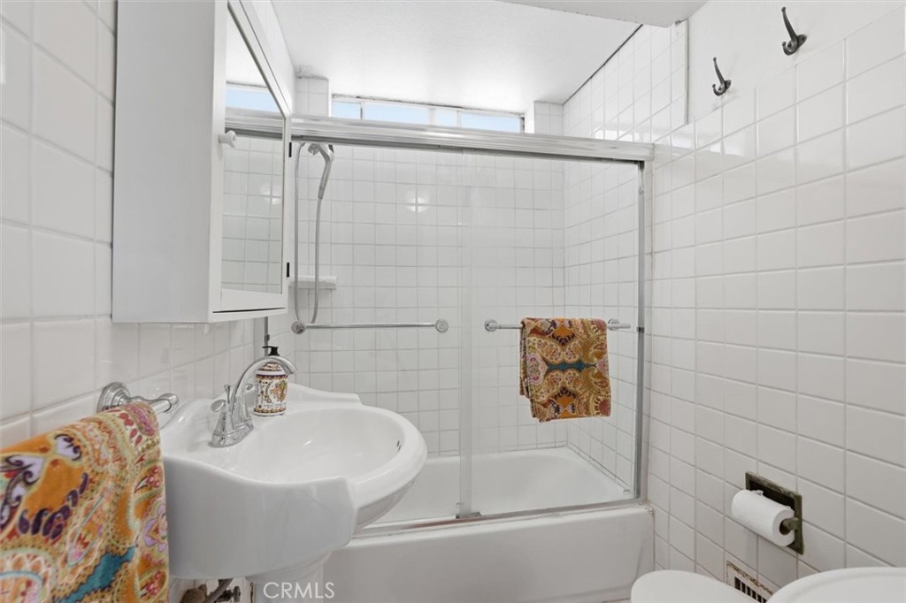 4308 Crest Drive Property Photo 41