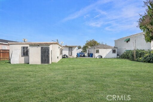 2106 E 113th Property Photo 9