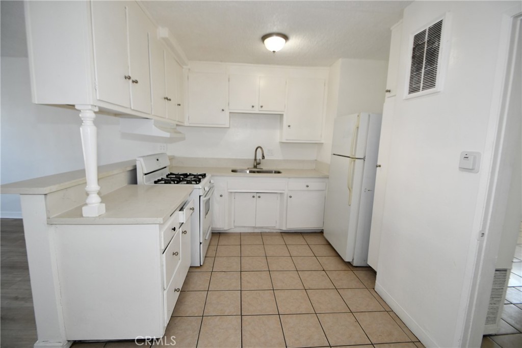 7104 San Pedro Property Photo 32